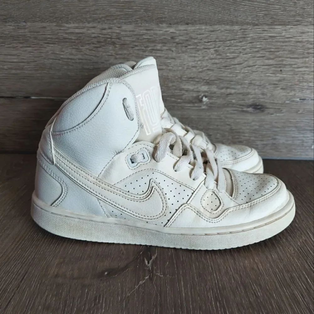 Nike Son of Force Mid (GS) Big Kids White Shoes Youth Size 4 Women's 6